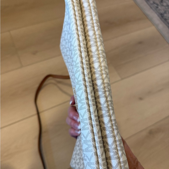 Michael Kors Jet Set Double Pouch White and Brown Crossbody Bag with Monogram - Picture 5 of 8